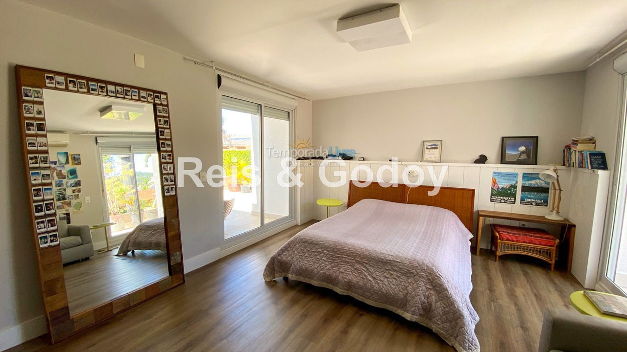 Casa para aluguel de temporada em Florianopolis (Jurerê Internacional)