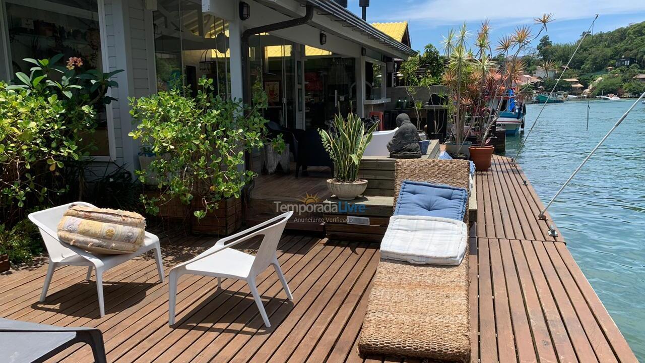 House for vacation rental in Florianópolis (Barra da Lagoa)