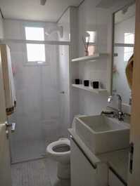 Lindo apartamento 1 dormitório 50 metros do mar!