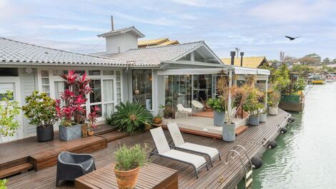 Dream House on the edge of Lagoa da Conceição - SEASON RENT