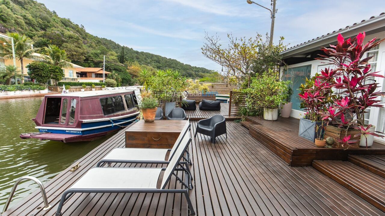 House for vacation rental in Florianópolis (Barra da Lagoa)