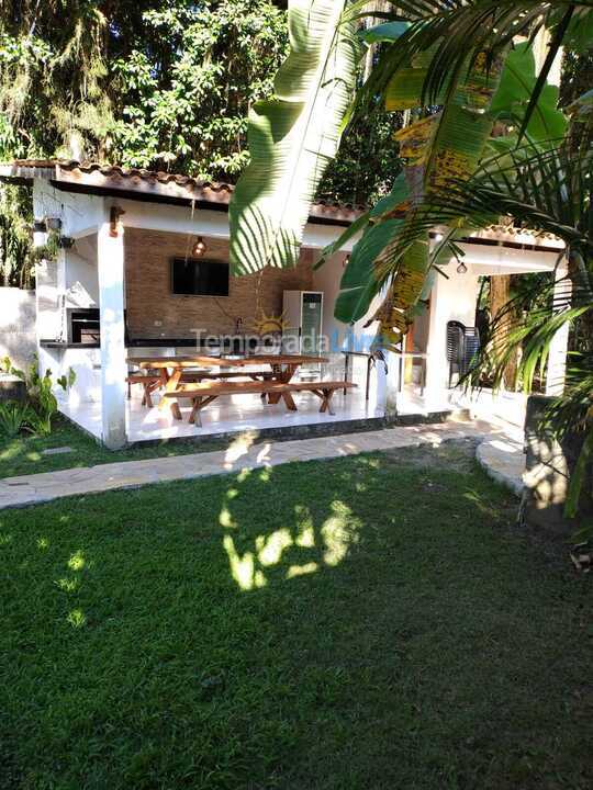 Casa para aluguel de temporada em Ubatuba (Pereque Mirim)