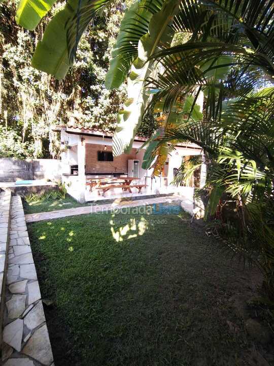 Casa para aluguel de temporada em Ubatuba (Pereque Mirim)