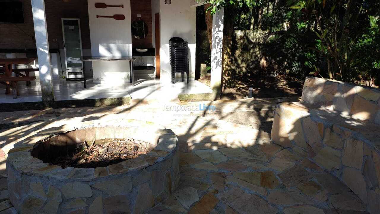 Casa para aluguel de temporada em Ubatuba (Pereque Mirim)
