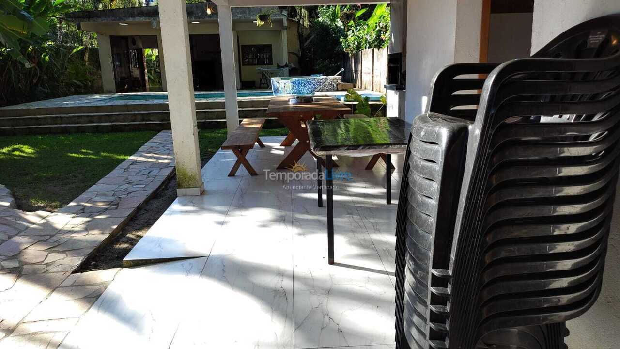Casa para aluguel de temporada em Ubatuba (Pereque Mirim)