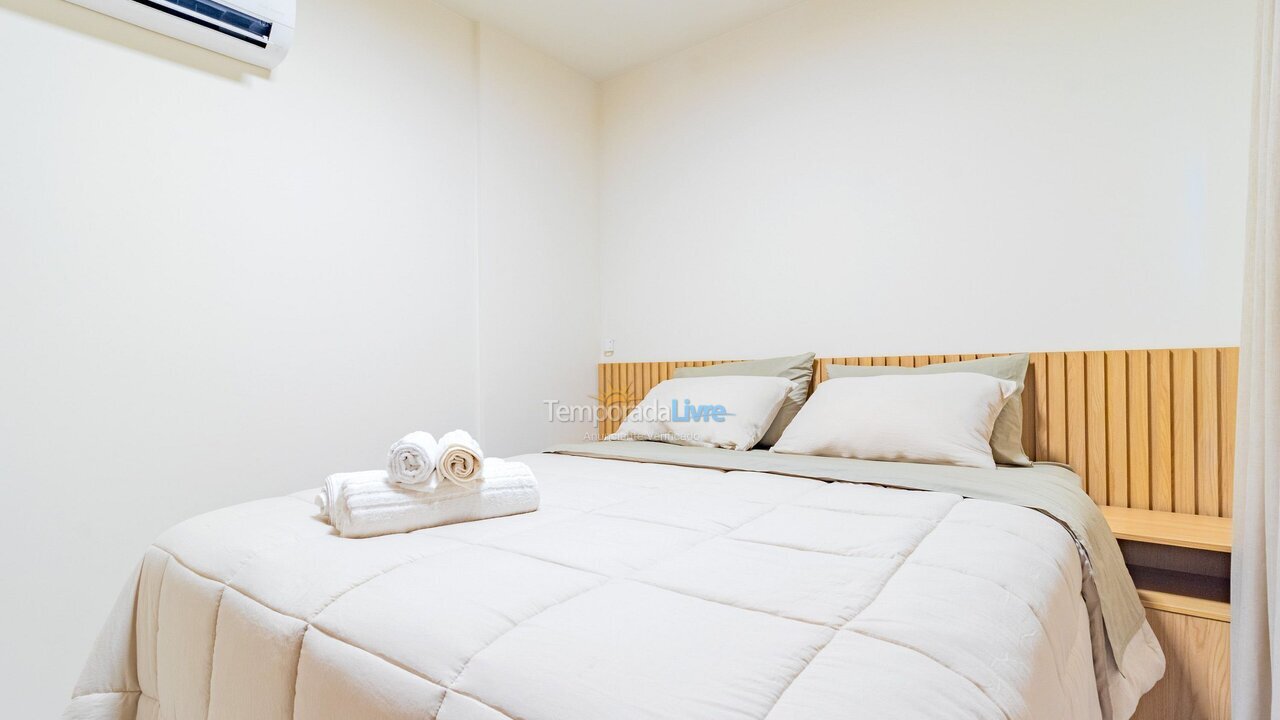Apartamento para aluguel de temporada em Ipojuca (Pe Muro Alto)