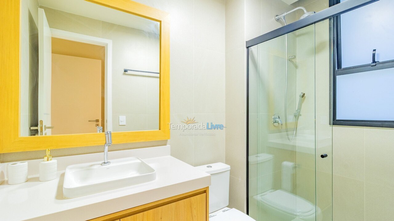 Apartamento para aluguel de temporada em Ipojuca (Pe Muro Alto)