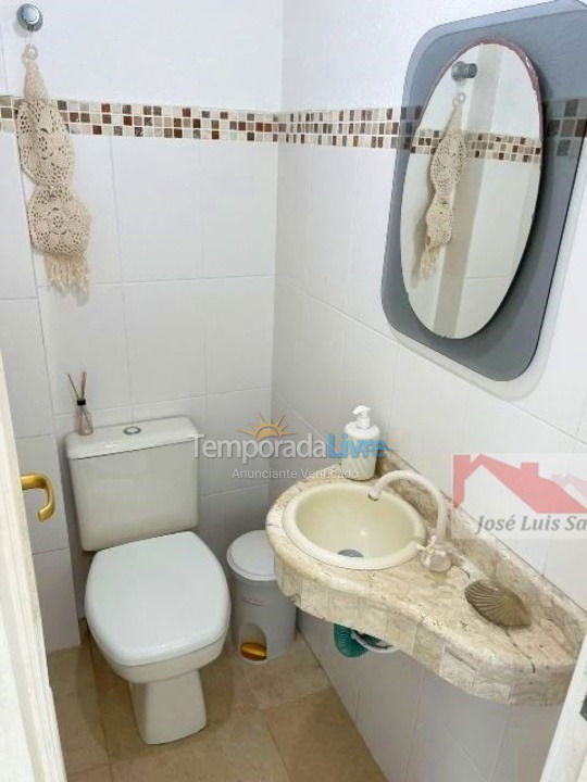 Apartamento para aluguel de temporada em Bombinhas (Praia de Bombas)