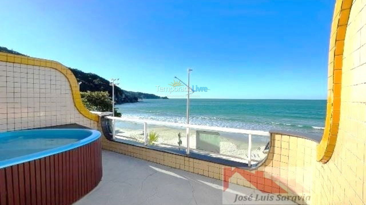 Apartamento para aluguel de temporada em Bombinhas (Praia de Bombas)