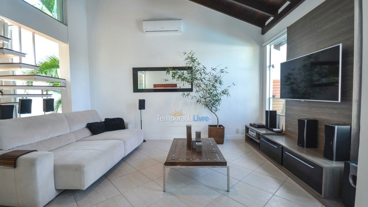 Casa para aluguel de temporada em Bombinhas (Mariscal)
