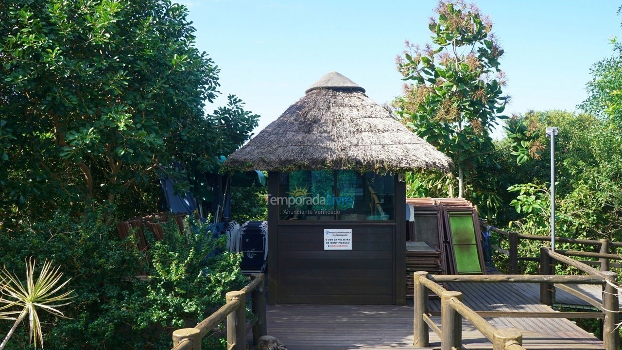 Apartamento para alquiler de vacaciones em Florianópolis (Praia do Santinho)