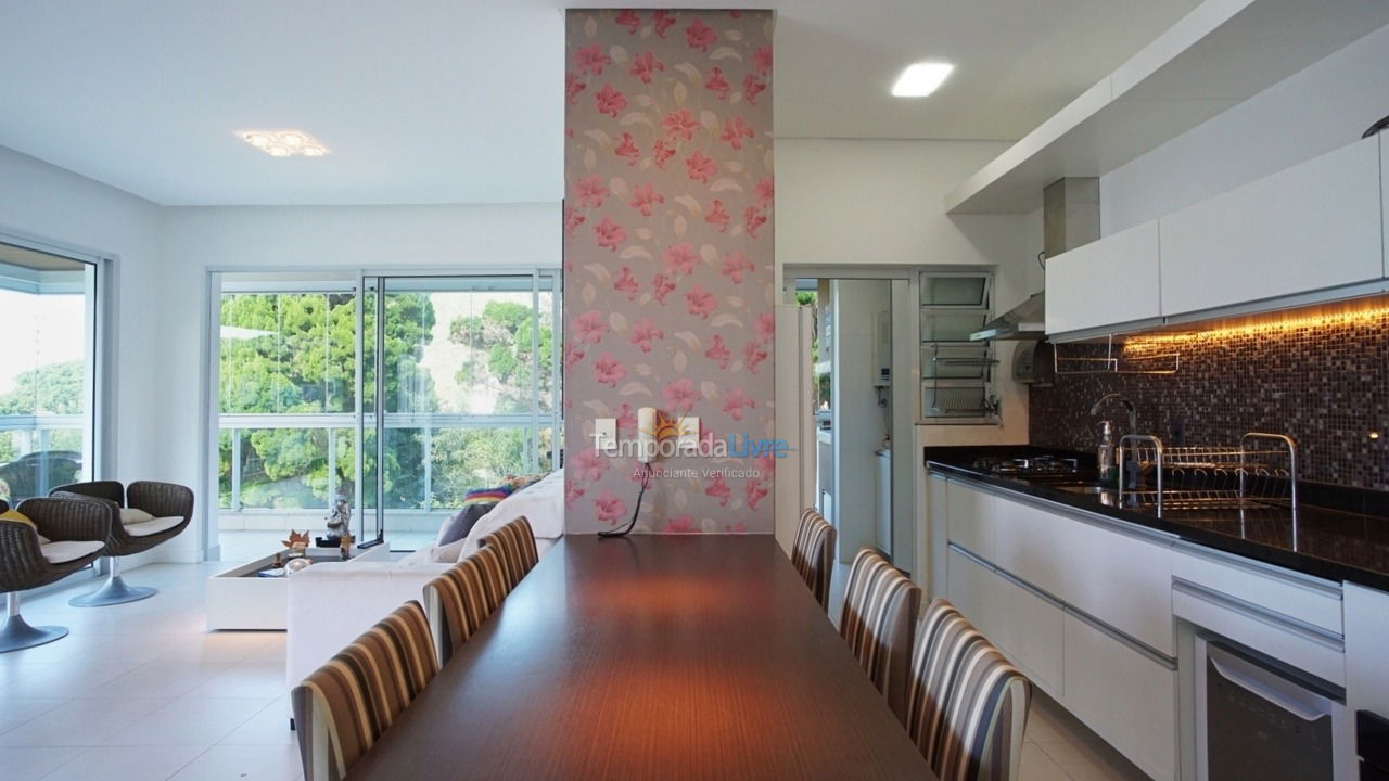 Apartamento para alquiler de vacaciones em Florianópolis (Praia do Santinho)