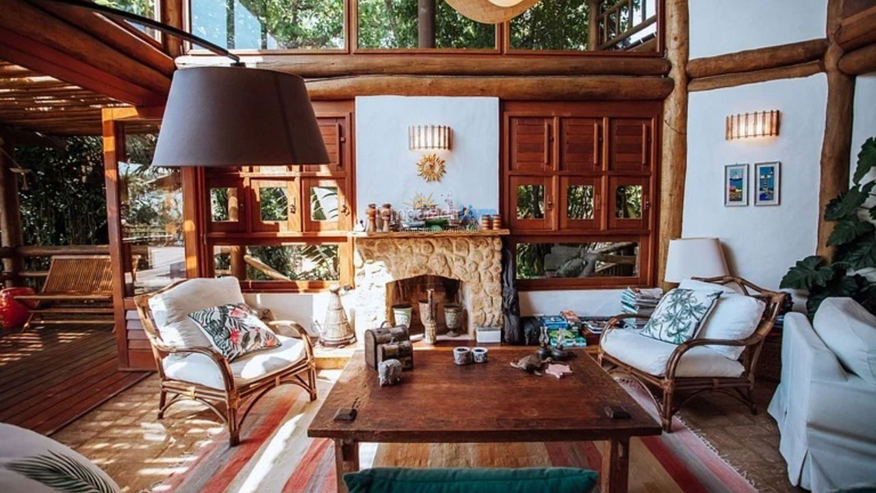 House for vacation rental in Ilhabela (São Pedro)