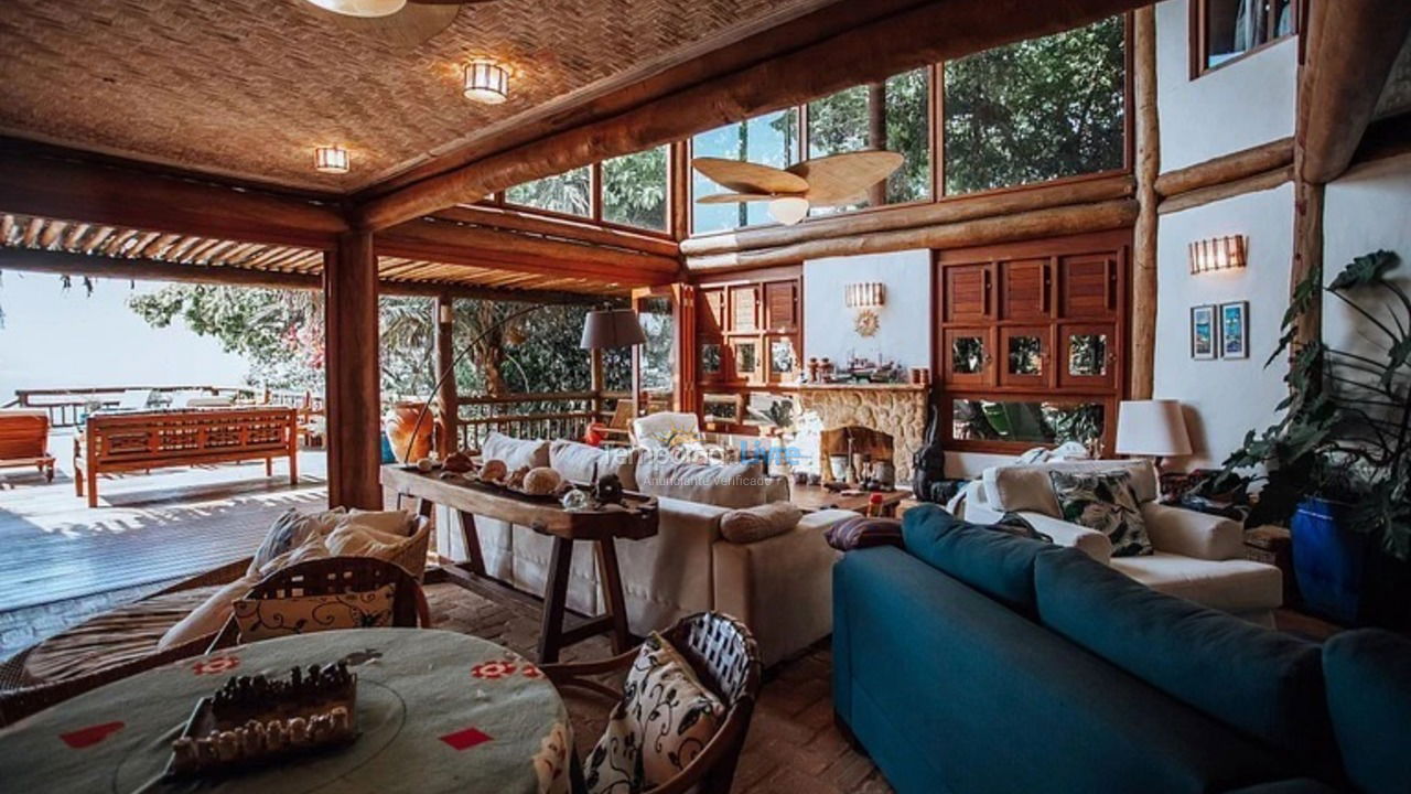 House for vacation rental in Ilhabela (São Pedro)
