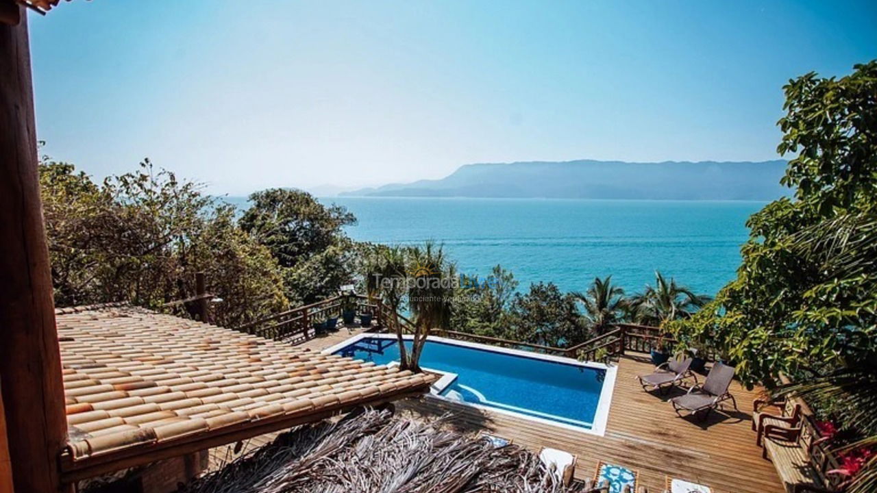 House for vacation rental in Ilhabela (São Pedro)