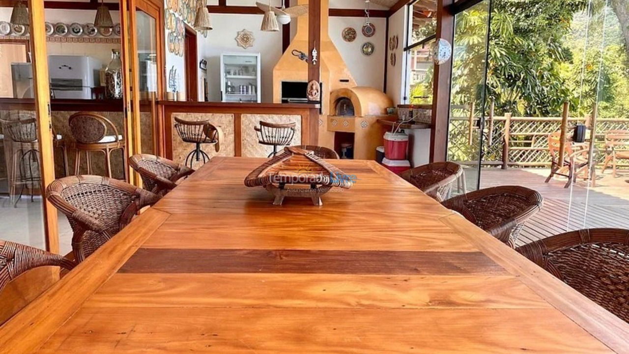 House for vacation rental in Ilhabela (Bairro São Pedro)