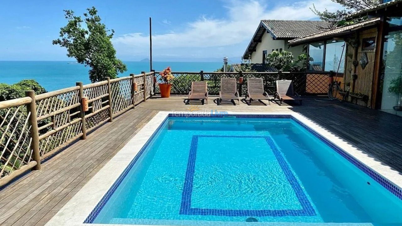 House for vacation rental in Ilhabela (Bairro São Pedro)