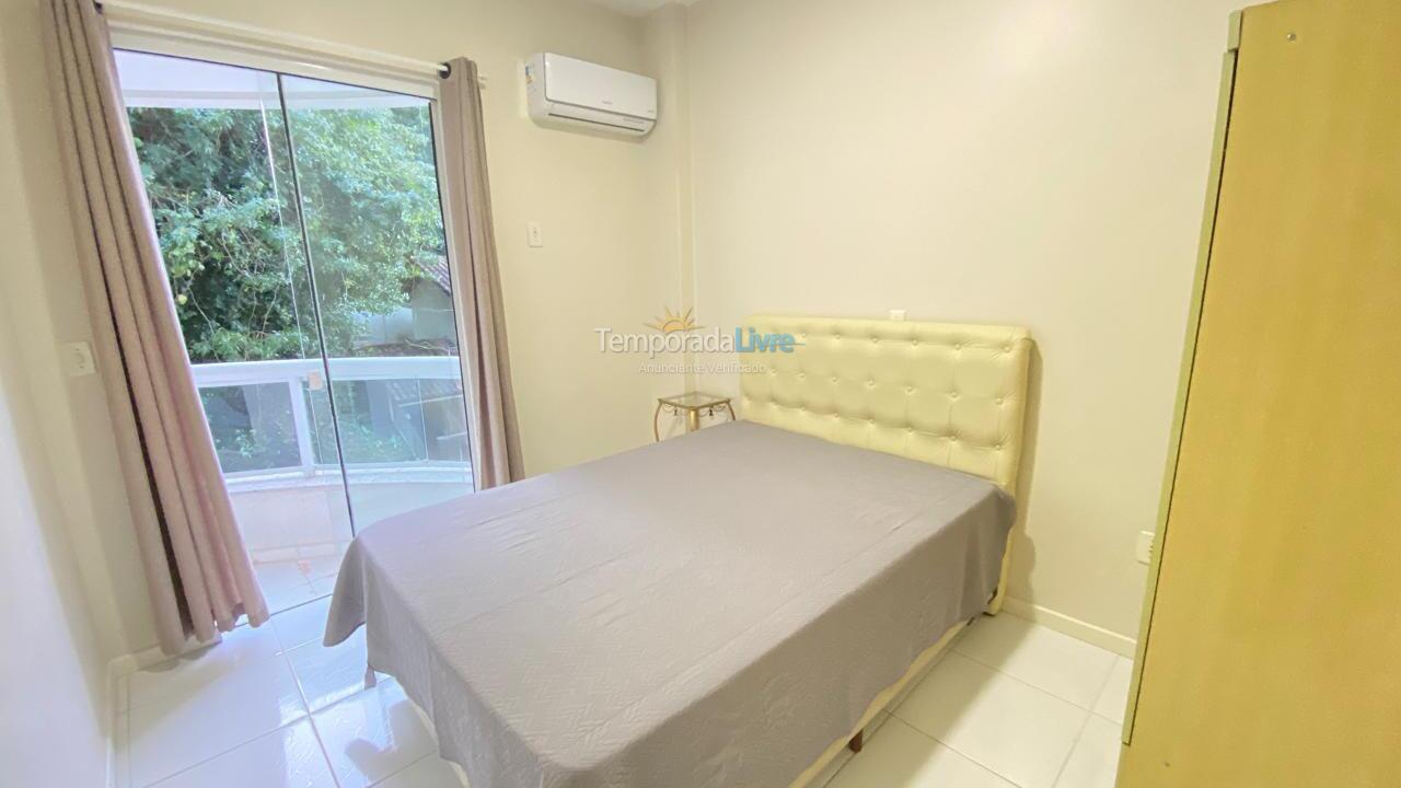 Apartamento para aluguel de temporada em Bombinhas (Praia de Bombas)
