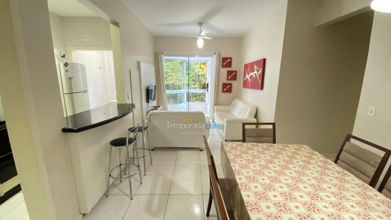 Apartamento para aluguel de temporada em Bombinhas (Praia de Bombas)