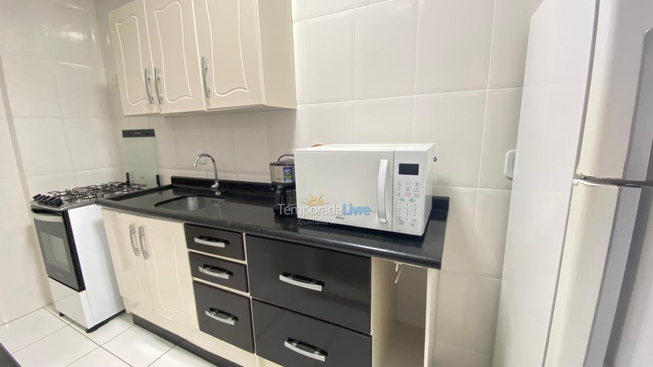 Apartamento para aluguel de temporada em Bombinhas (Praia de Bombas)