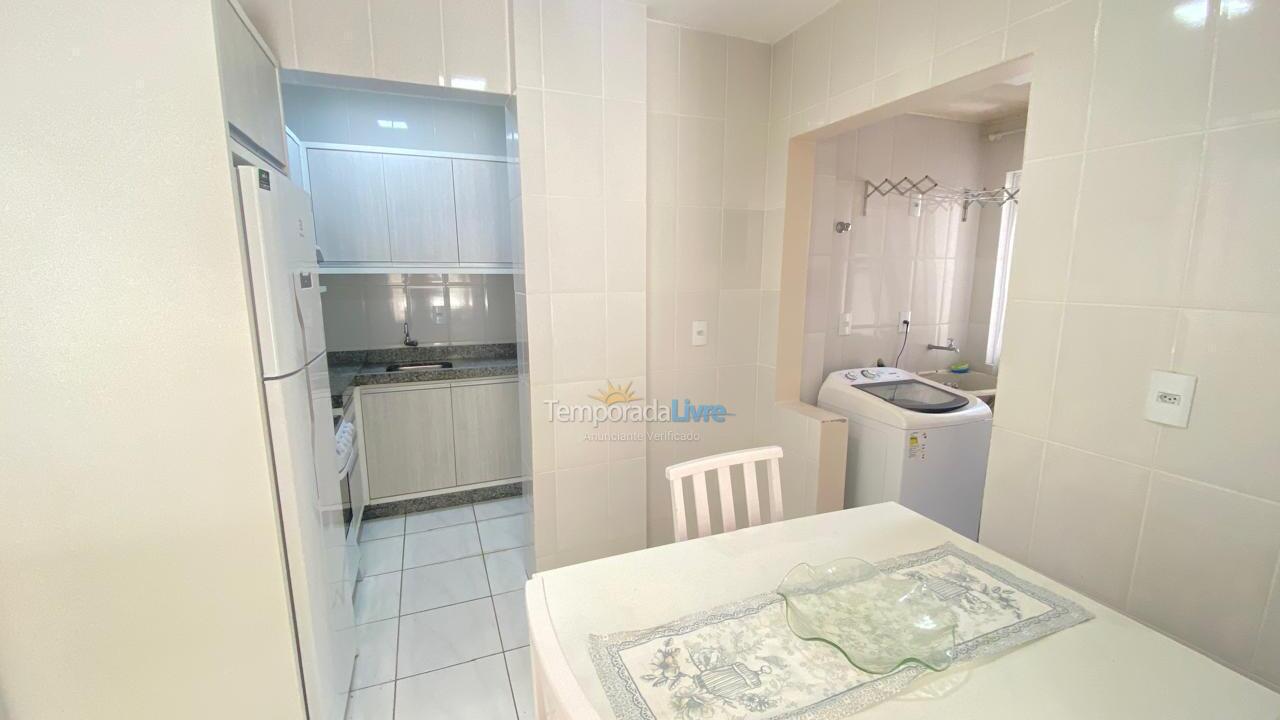 Apartamento para aluguel de temporada em Bombinhas (Praia de Bombas)