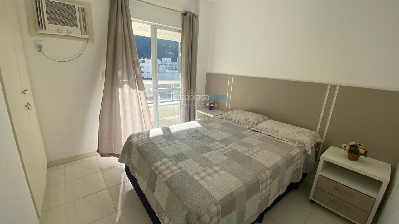 Apartamento para aluguel de temporada em Bombinhas (Praia de Bombas)