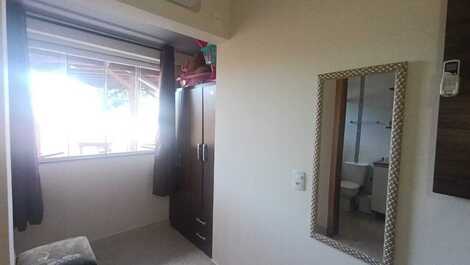CASA AMPLA COM 4 QUARTOS DE CASAL EM MORRINHOS