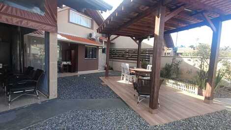 Casa para alugar em Bombinhas - Morrinhos