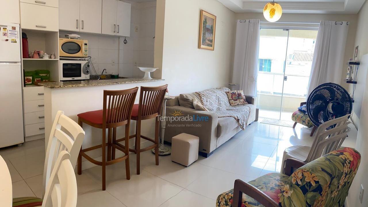 Apartamento para aluguel de temporada em Bombinhas (Praia de Bombas)