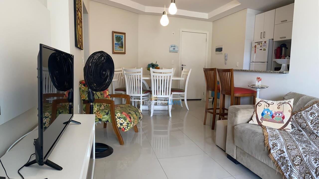 Apartamento para aluguel de temporada em Bombinhas (Praia de Bombas)