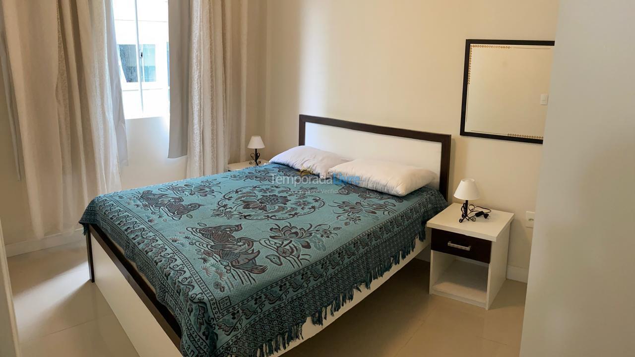 Apartamento para aluguel de temporada em Bombinhas (Praia de Bombas)