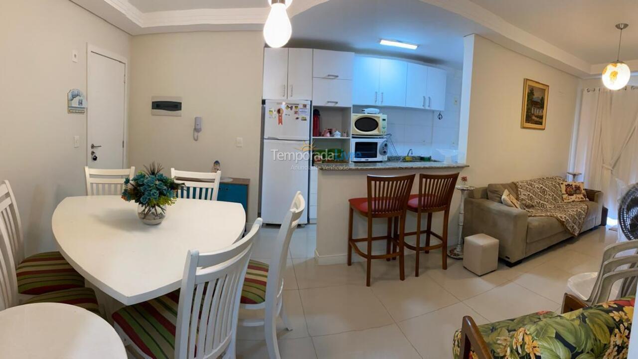 Apartamento para aluguel de temporada em Bombinhas (Praia de Bombas)