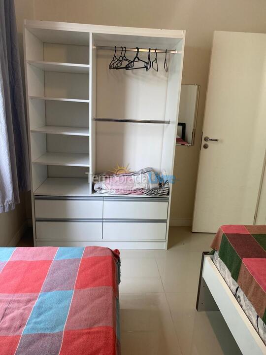 Apartamento para aluguel de temporada em Bombinhas (Praia de Bombas)