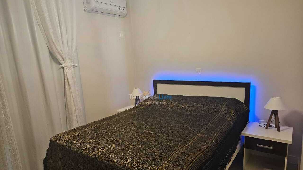 Apartamento para aluguel de temporada em Bombinhas (Praia de Bombas)