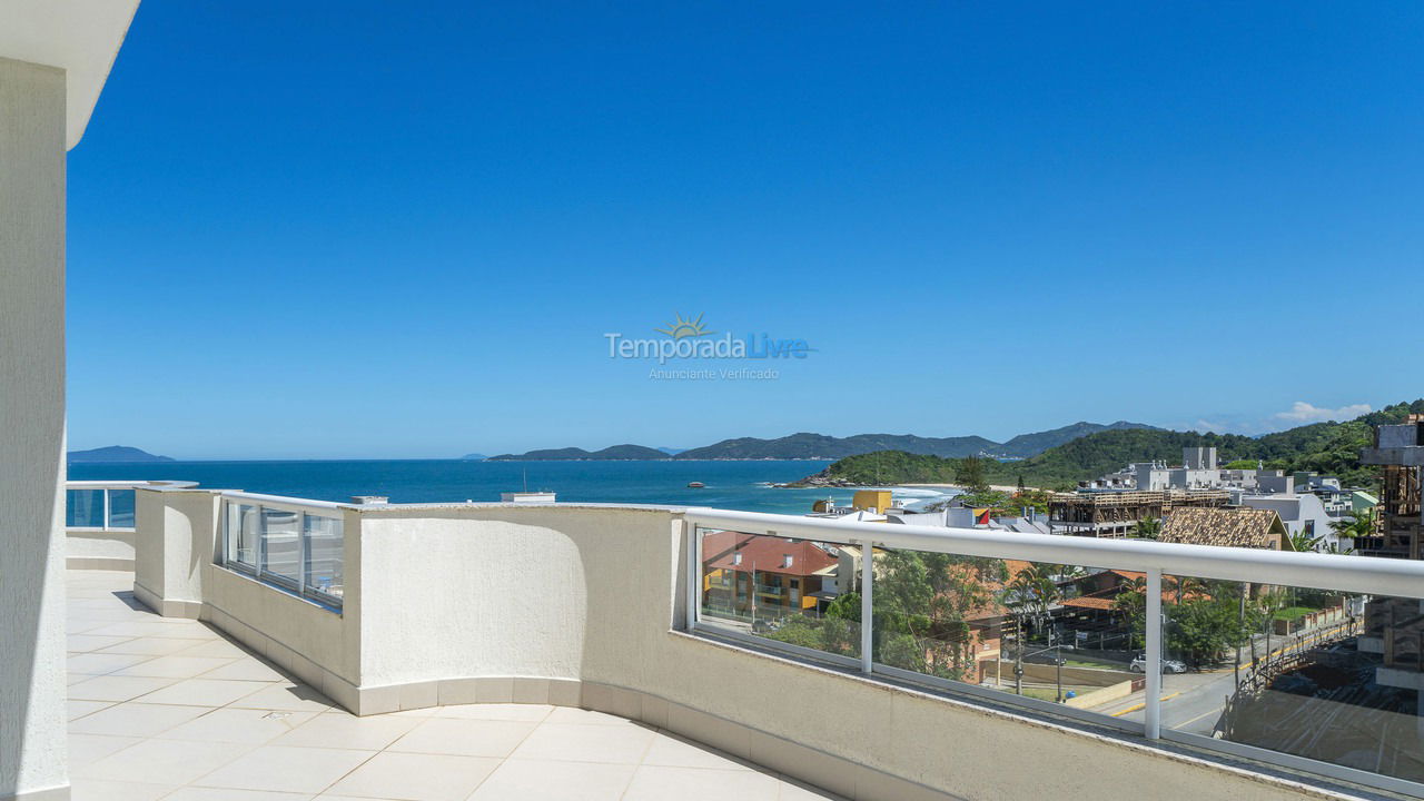 Apartamento para aluguel de temporada em Bombinhas (Praia de Quatro Ilhas)