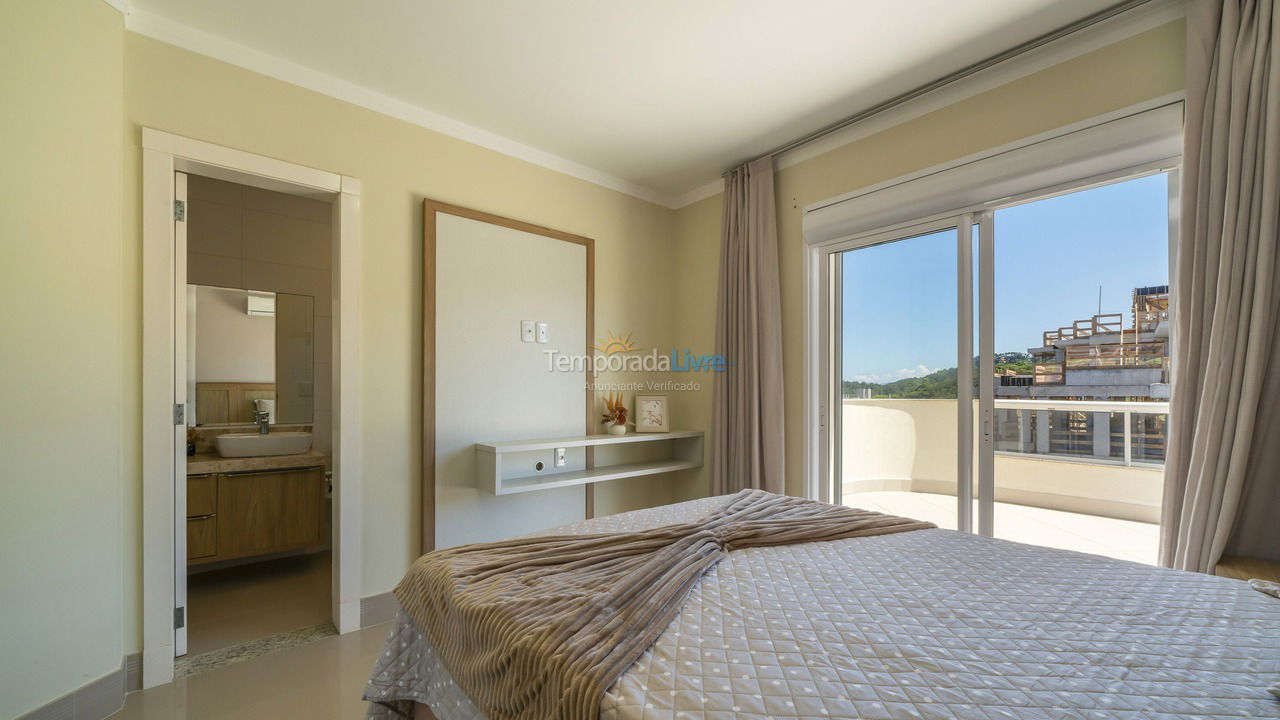 Apartamento para aluguel de temporada em Bombinhas (Praia de Quatro Ilhas)