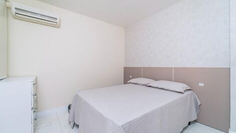 Apartamentos 3 quartos centro de Bombinhas
