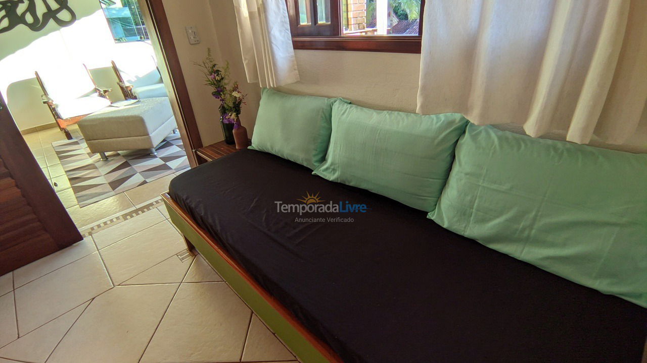 Casa para aluguel de temporada em Bertioga (Boraceia)
