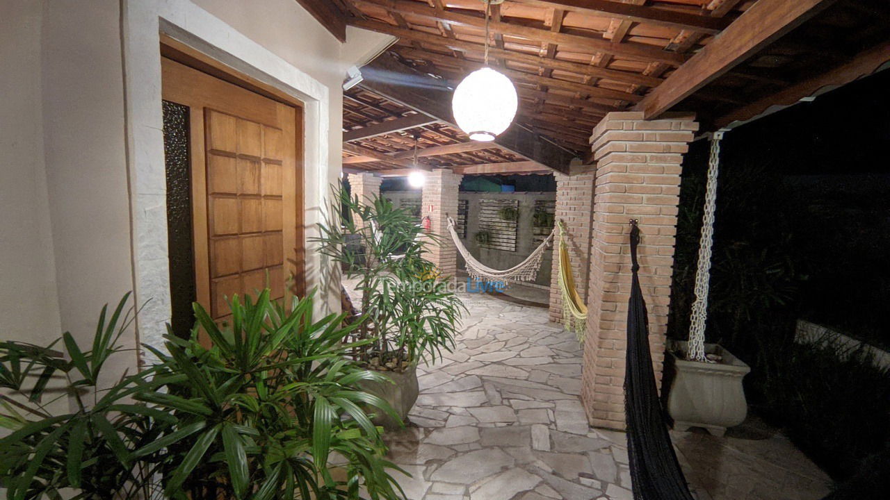Casa para aluguel de temporada em Bertioga (Boraceia)