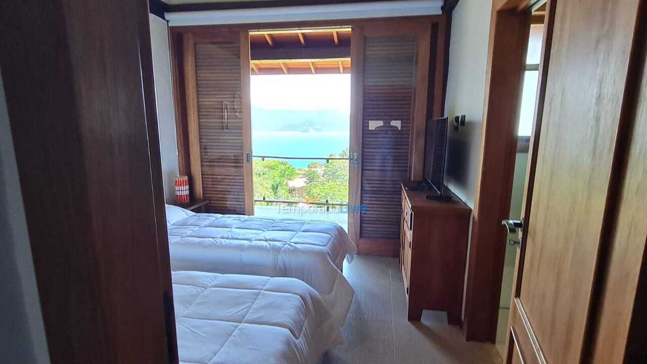 House for vacation rental in Ilhabela (São Pedro)
