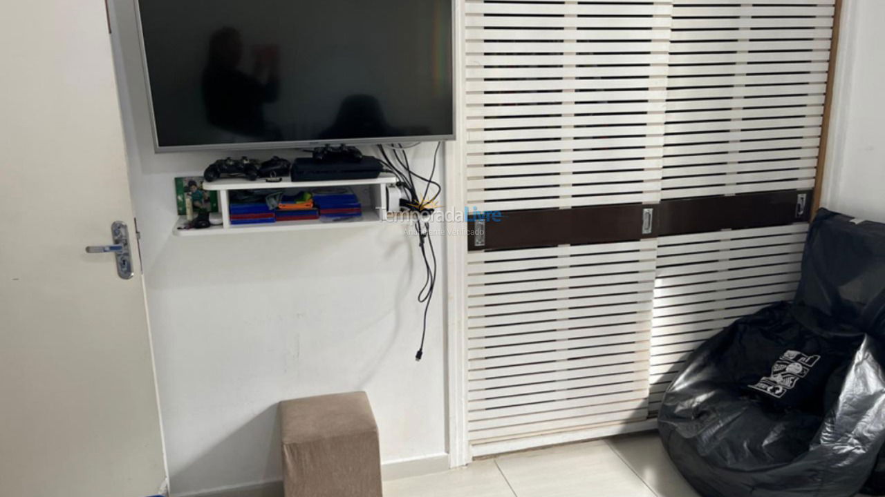 Apartamento para aluguel de temporada em Guarujá (Pitangueiras)