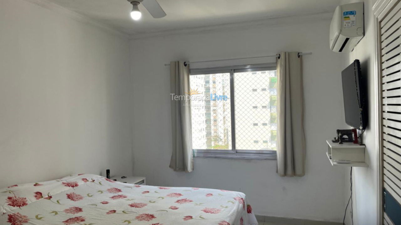 Apartamento para aluguel de temporada em Guarujá (Pitangueiras)