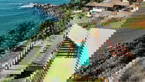Luxury beachfront house in Ilhabela