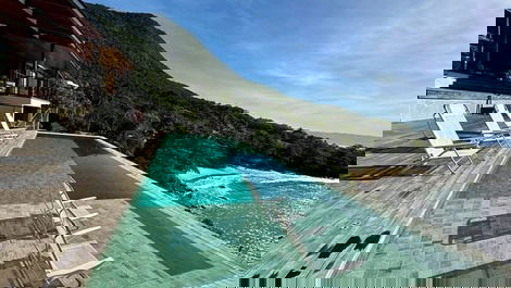 Luxury beachfront house in Ilhabela