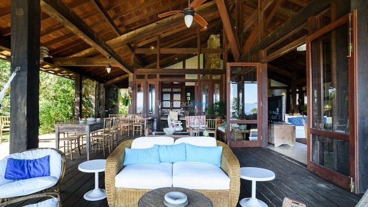 House for vacation rental in Ilhabela (Praia de Pacuiba)