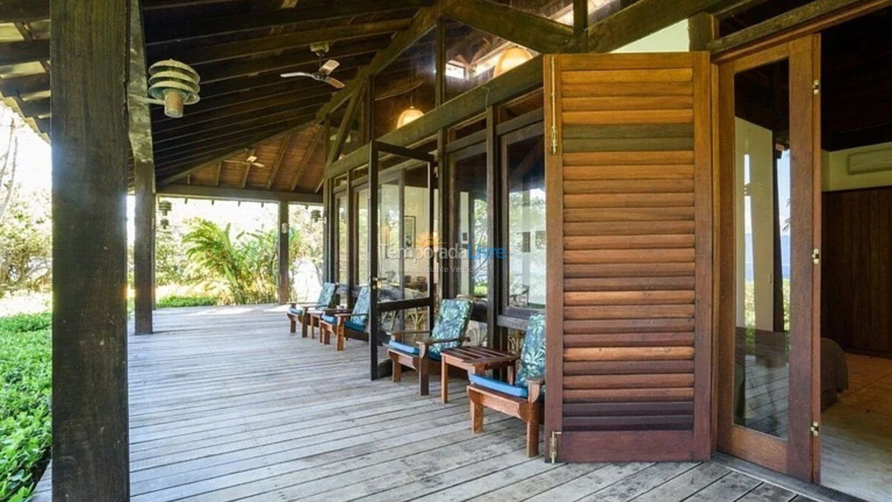 House for vacation rental in Ilhabela (Praia de Pacuiba)