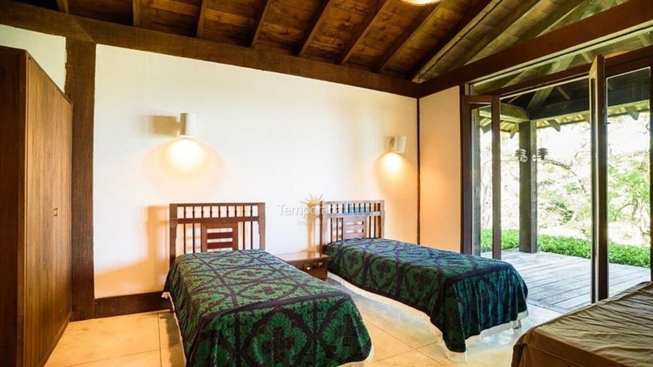 House for vacation rental in Ilhabela (Praia de Pacuiba)