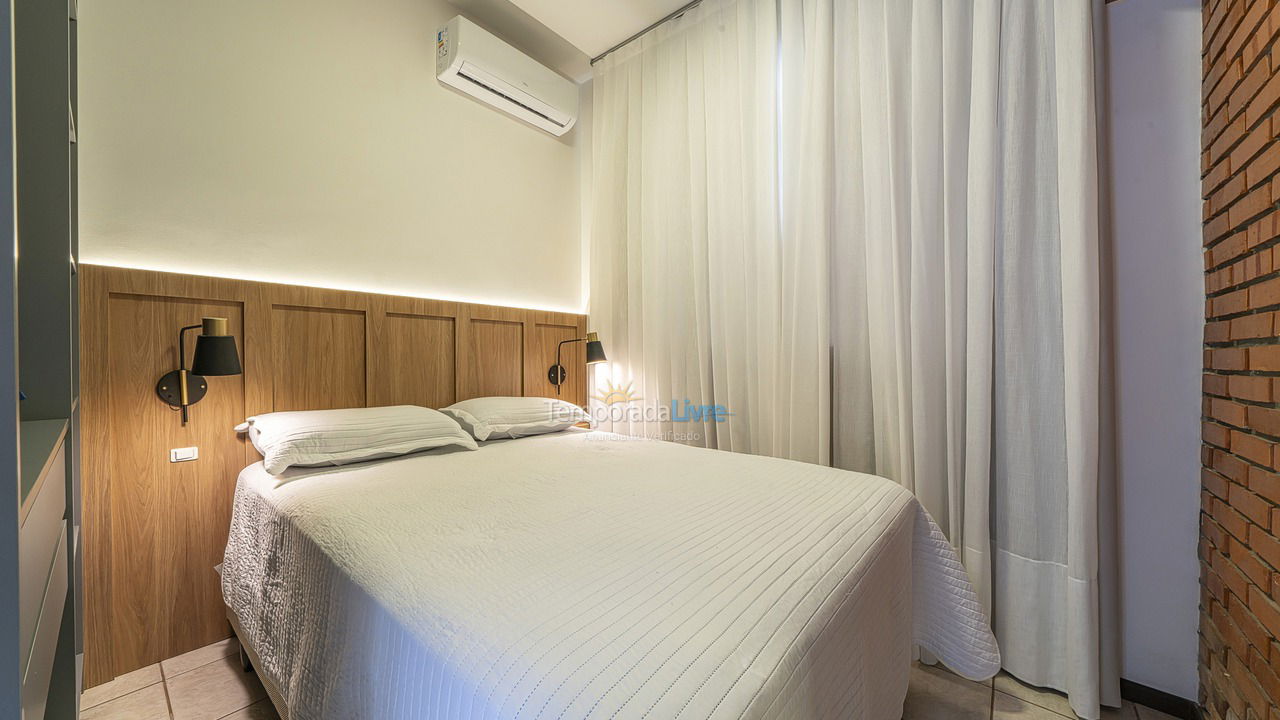 Apartment for vacation rental in Bombinhas (Praia de Quatro Ilhas)