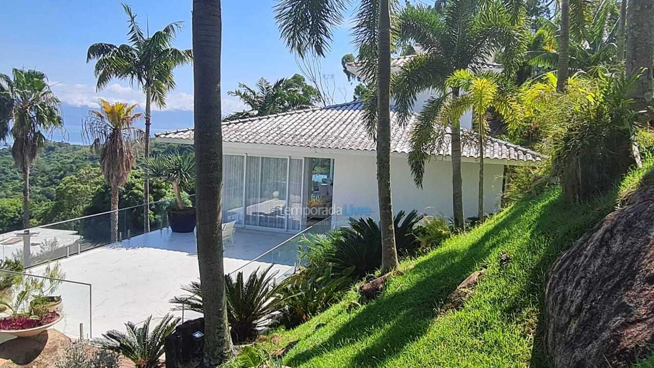 Casa para alquiler de vacaciones em Ilhabela (Arrozal)
