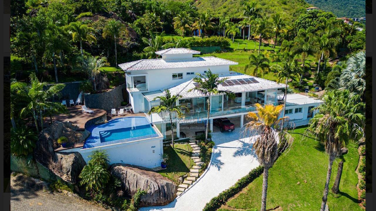 Casa para alquiler de vacaciones em Ilhabela (Arrozal)